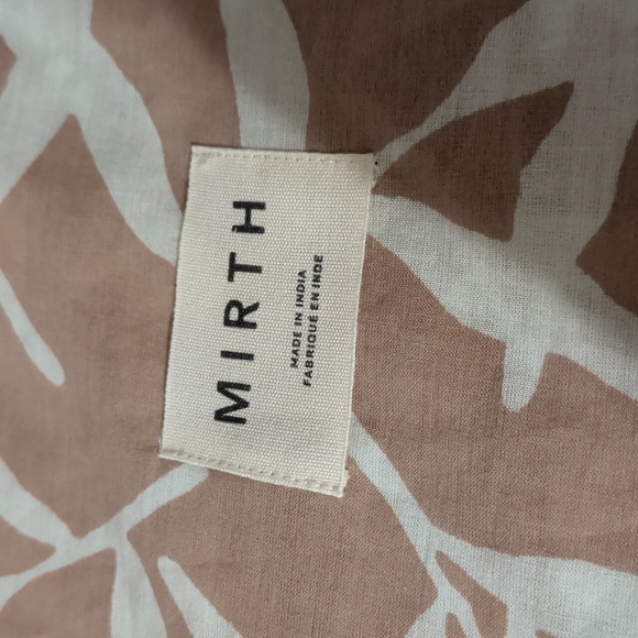 MIRTH Tan and White Dust Bag - Picture 2 of 4